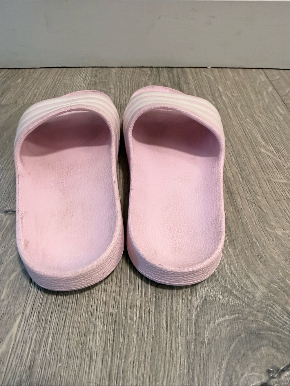 adidas Pink Slide Sandals with White Stripes - Kids - Picture 5 of 7